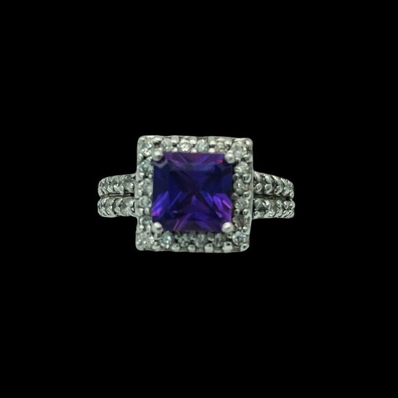 Blue Sapphire Ring Sterling Silver Accented with Rhinestones Size 7 & 3/4 - Picture 2 of 9